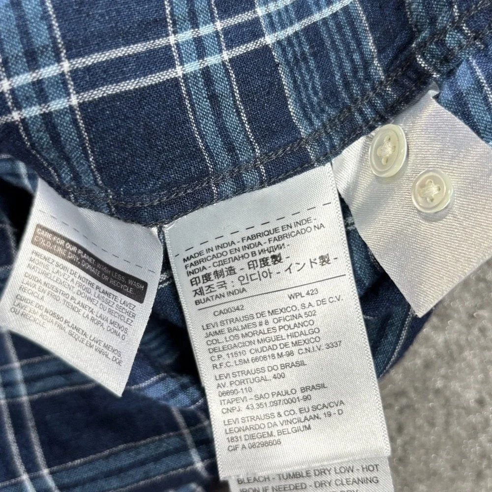 Levis levi linen